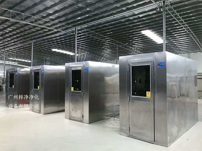 風淋室吹風時間沒有統(tǒng)一的規(guī)定，但通常建議吹風時間在20秒至30秒之間。